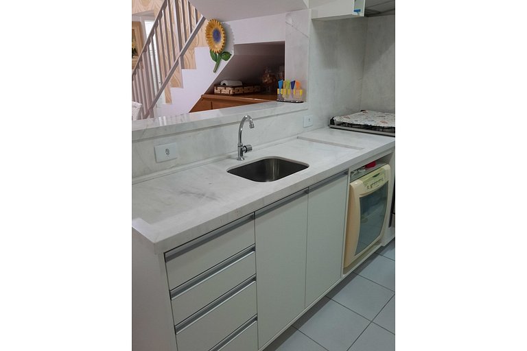 Linda Cobertura Piscina Privativa Churrasq. Caiobá