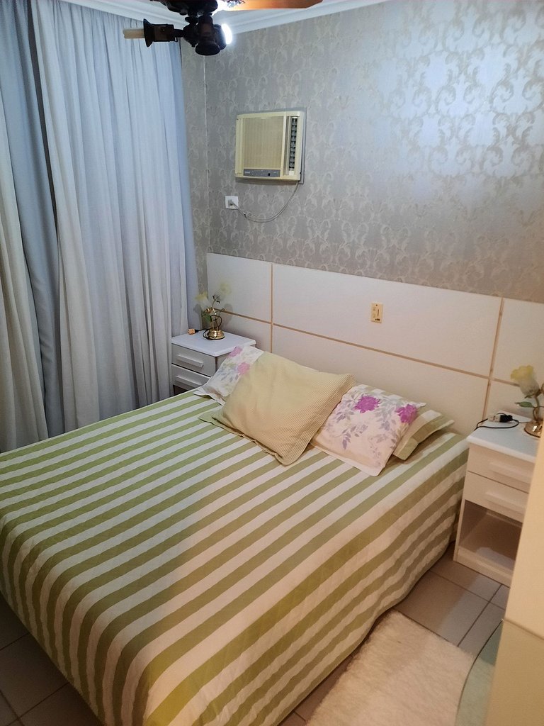 Linda Cobertura Piscina Privativa Churrasq. Caiobá