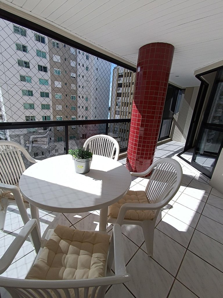 Apto Quadra Mar 1sui+2qua a 50m Praia Central BC