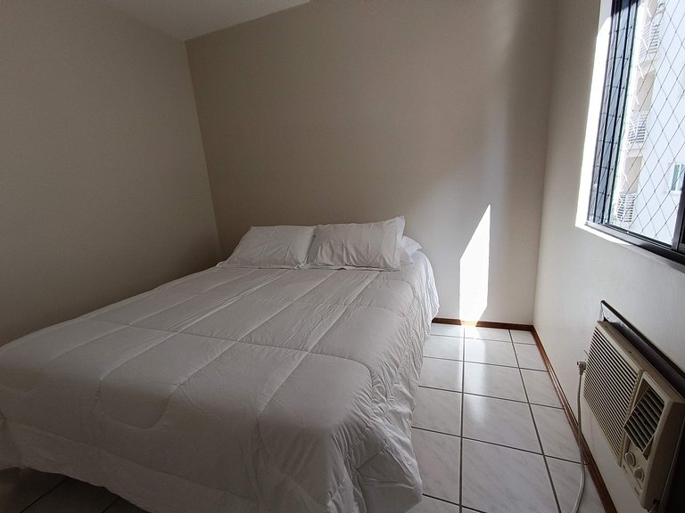 Apto Quadra Mar 1sui+2qua a 50m Praia Central BC