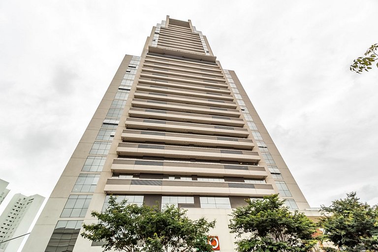 Apto Centro Cívico Frente Shopping Mueller Piscina