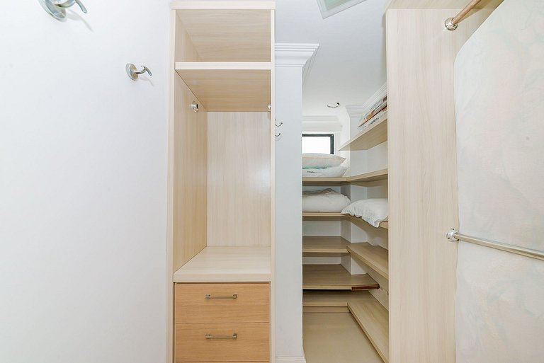 Quadra Mar Apto Amplo Suite + 2Q 50m da Praia