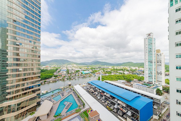Quadra Mar Apto Amplo Suite + 2Q 50m da Praia