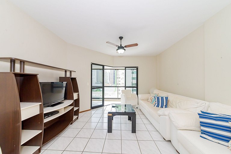 Apto Quadra Mar 1sui+2qua a 50m Praia Central BC