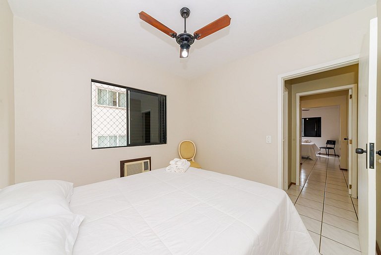 Apto Quadra Mar 1sui+2qua a 50m Praia Central BC