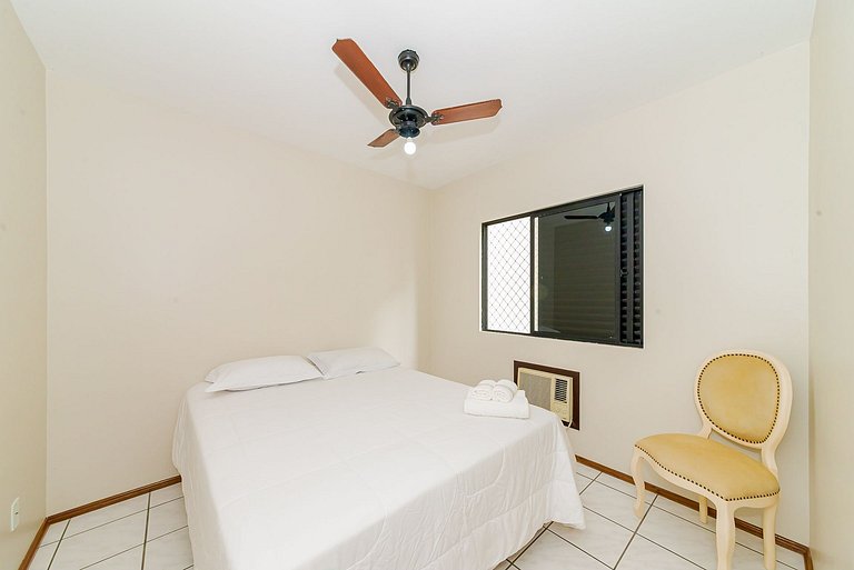 Apto Quadra Mar 1sui+2qua a 50m Praia Central BC