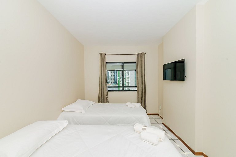 Apto Quadra Mar 1sui+2qua a 50m Praia Central BC