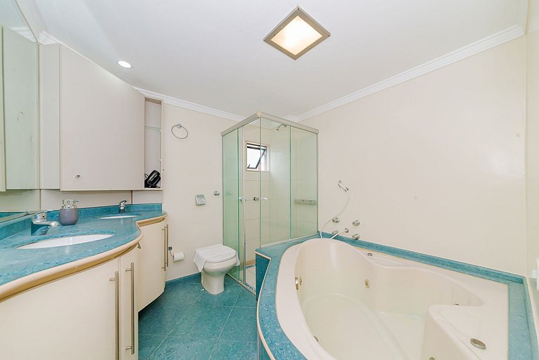 LARGE APT 2SUI+1B SEA VIEW 50M FROM THE BEACH