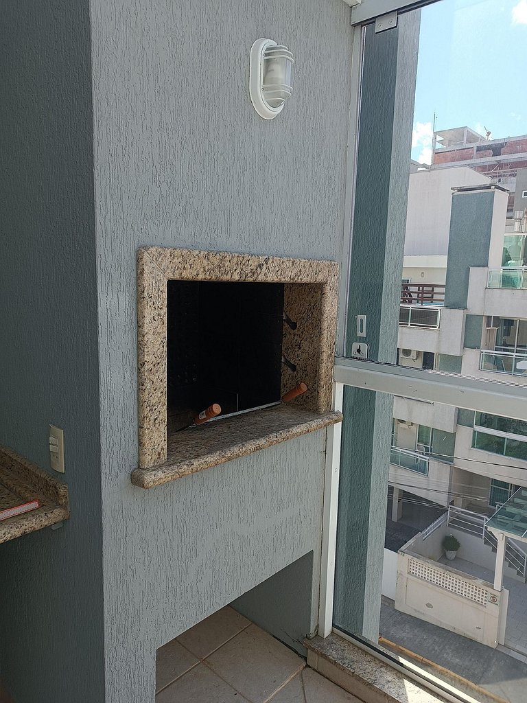 Ampla Cobertura 2 Suítes Piscina Privativa