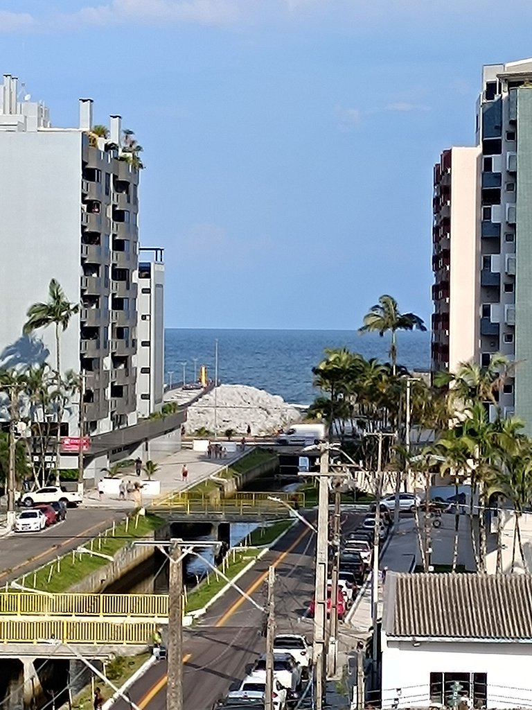 HERMOSO ATICO CON PISCINA PRIVADA EN CAIOBÁ