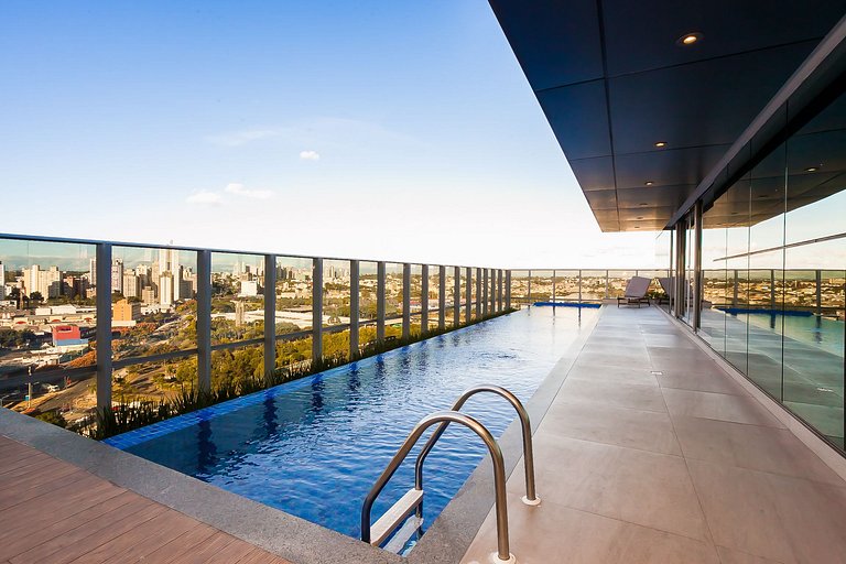Apto Central 1 Quarto, Piscina e 2 Vagas